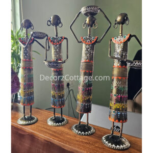 product-grid-gallery-item Tribal Women set of 4 piece