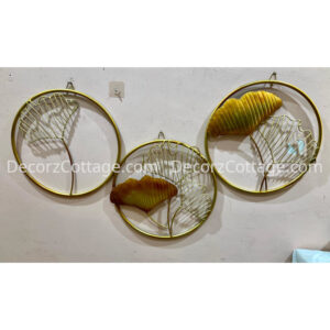 Gold Round Lilly Set of 3